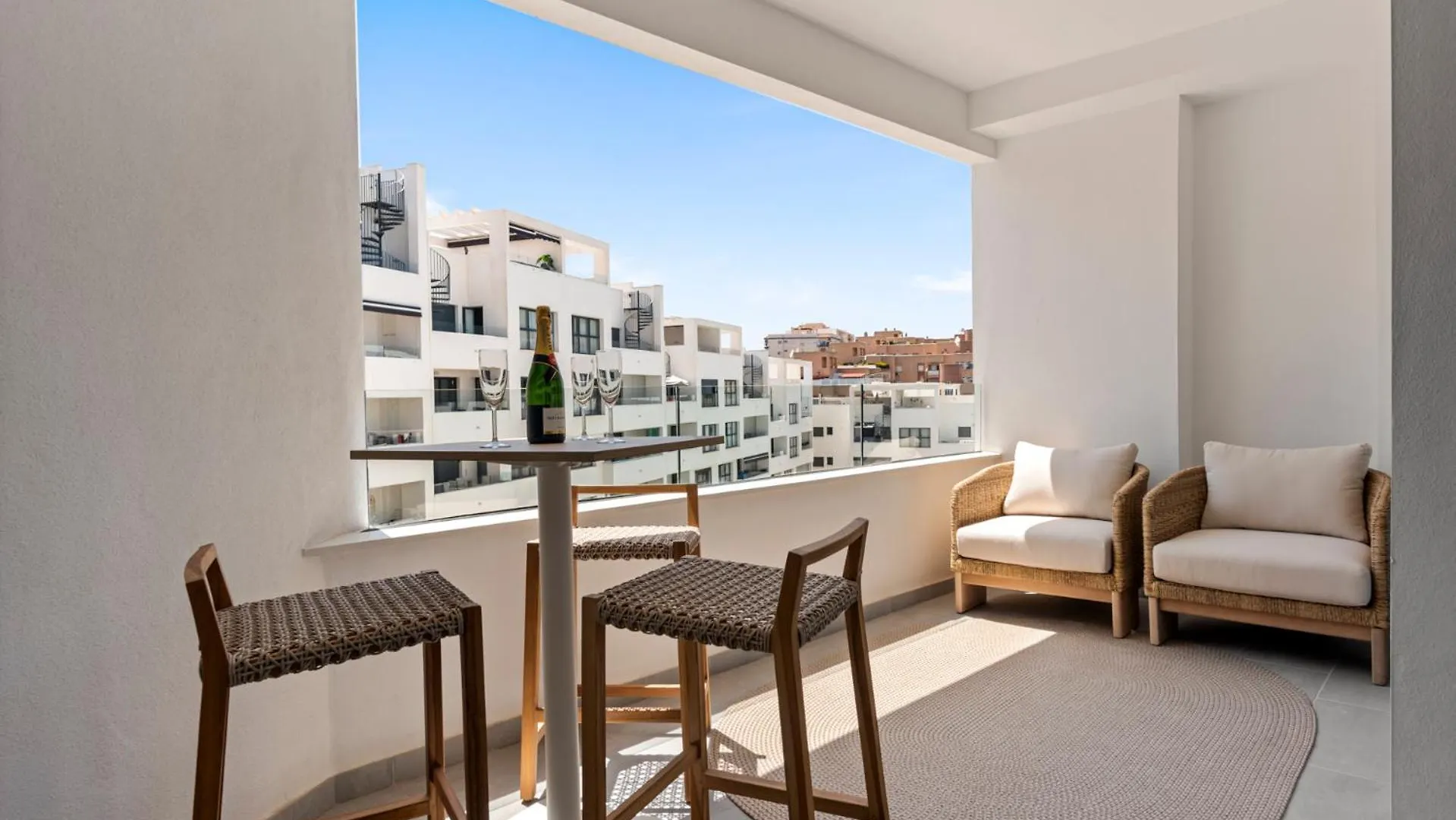 Casa Alegra Estepona City Center Apartment