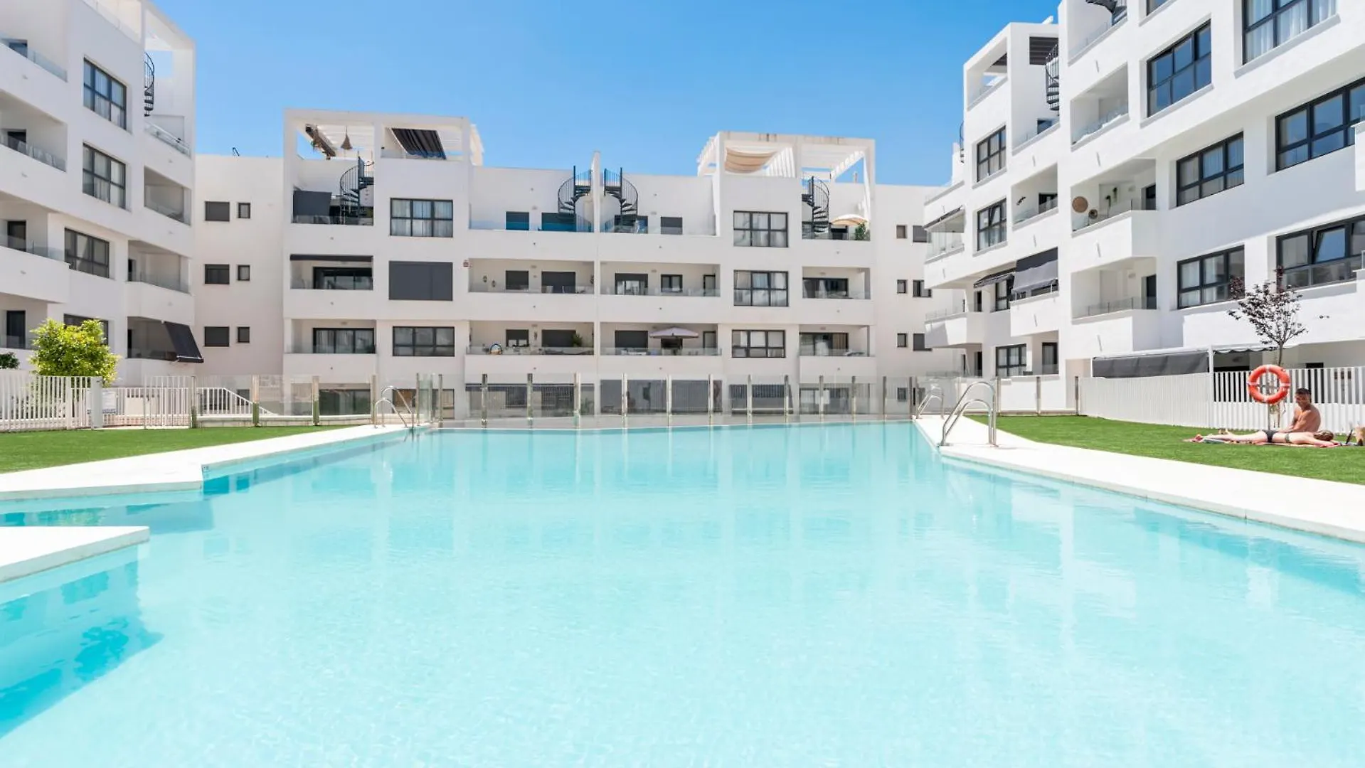 Casa Alegra Estepona City Center