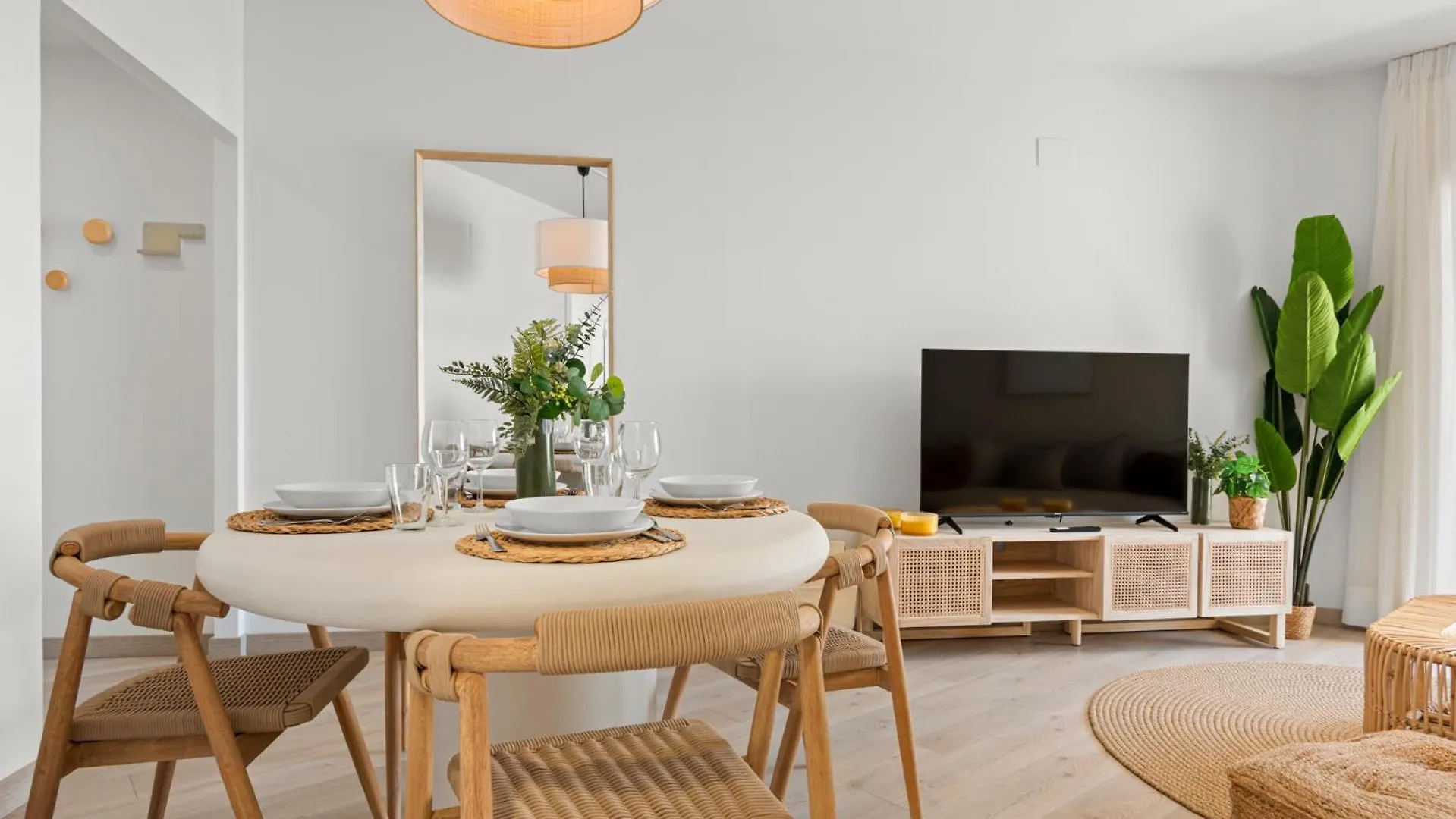 Casa Alegra Estepona City Center 스페인