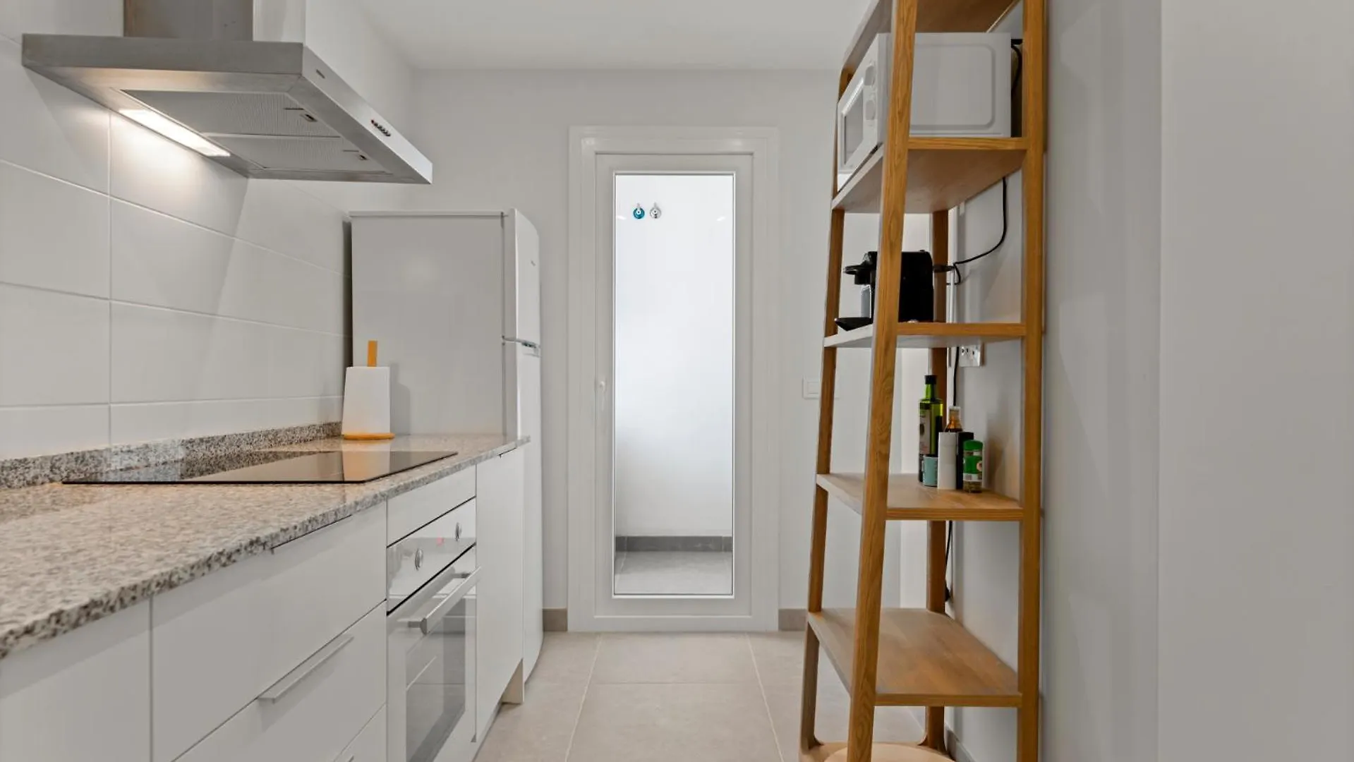 Casa Alegra Estepona City Center 0*,